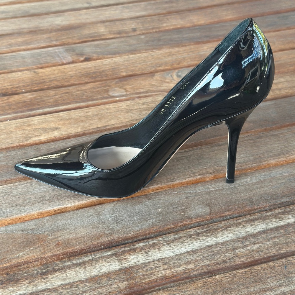 Christian Dior black patent leather pumps. - Picture 5 of 6